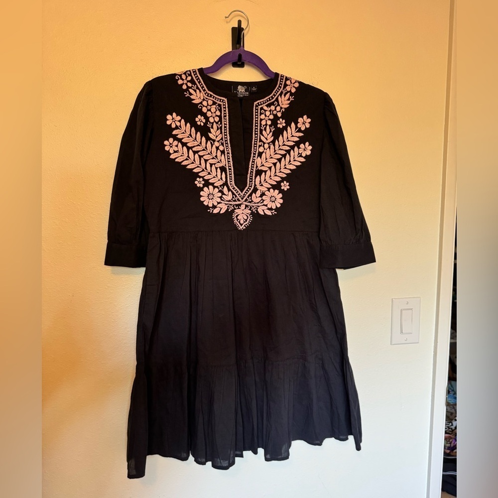 Madison Mathews Blue Pink Embroidered Mini Dress Size Small 100% Cotton EUC